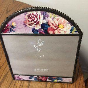 5 x 7 Picture frame by Joan Baker NWOT